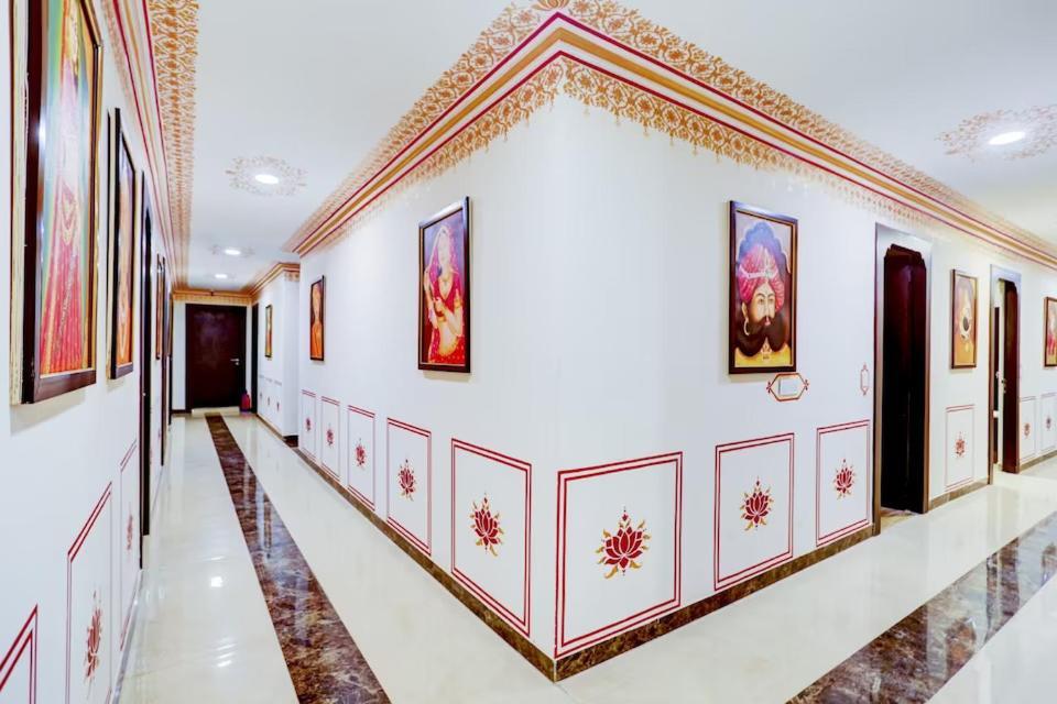 The Royal Ville Agra - Family & Corporate Hotel ภายนอก รูปภาพ