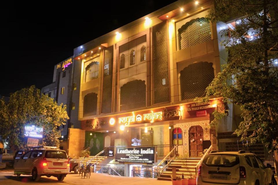 The Royal Ville Agra - Family & Corporate Hotel ภายนอก รูปภาพ