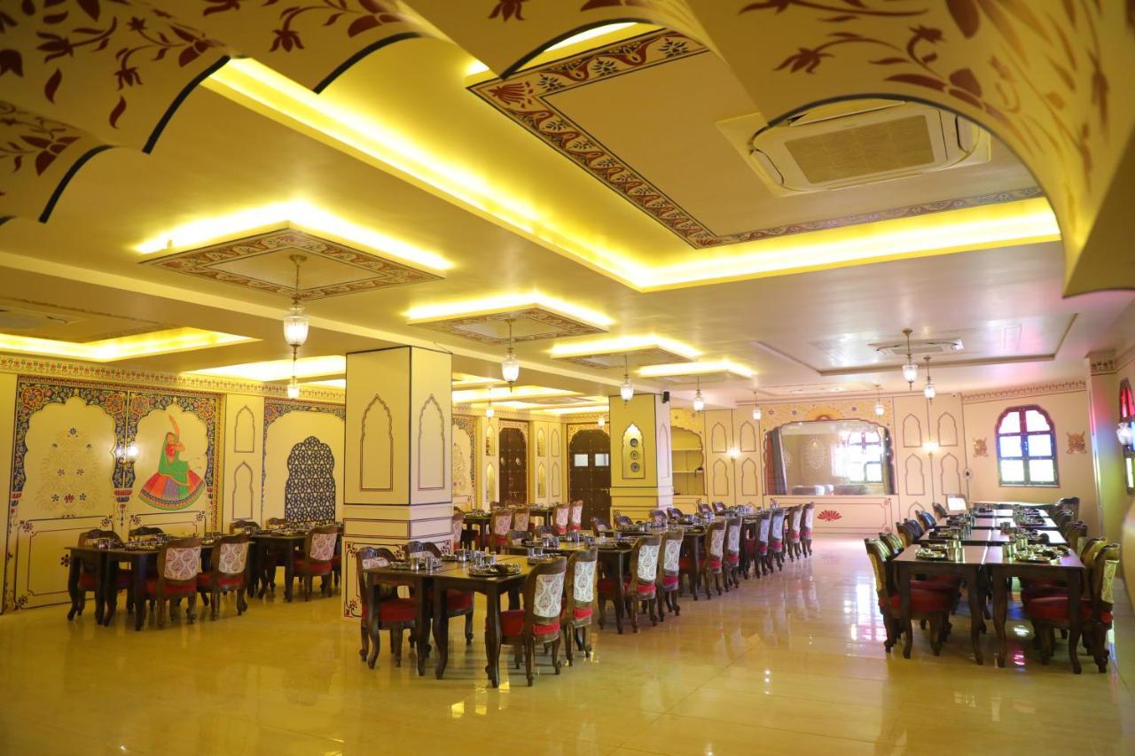 The Royal Ville Agra - Family & Corporate Hotel ภายนอก รูปภาพ