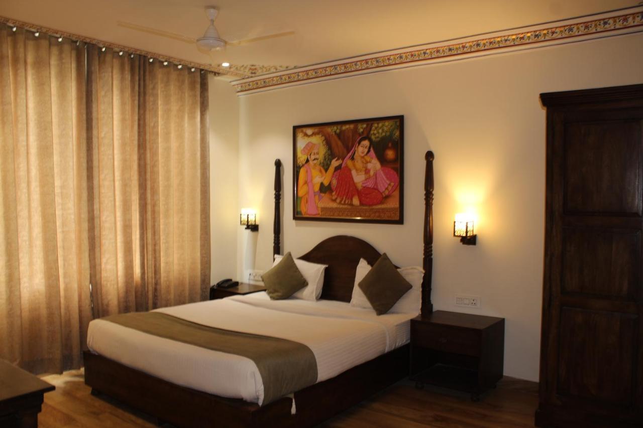 The Royal Ville Agra - Family & Corporate Hotel ภายนอก รูปภาพ