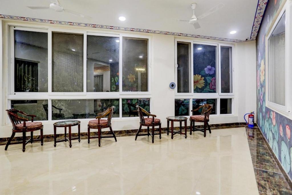 The Royal Ville Agra - Family & Corporate Hotel ภายนอก รูปภาพ